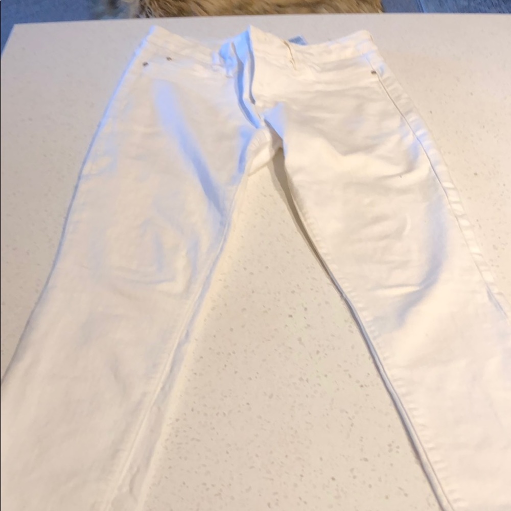Marciano white cropped jeans